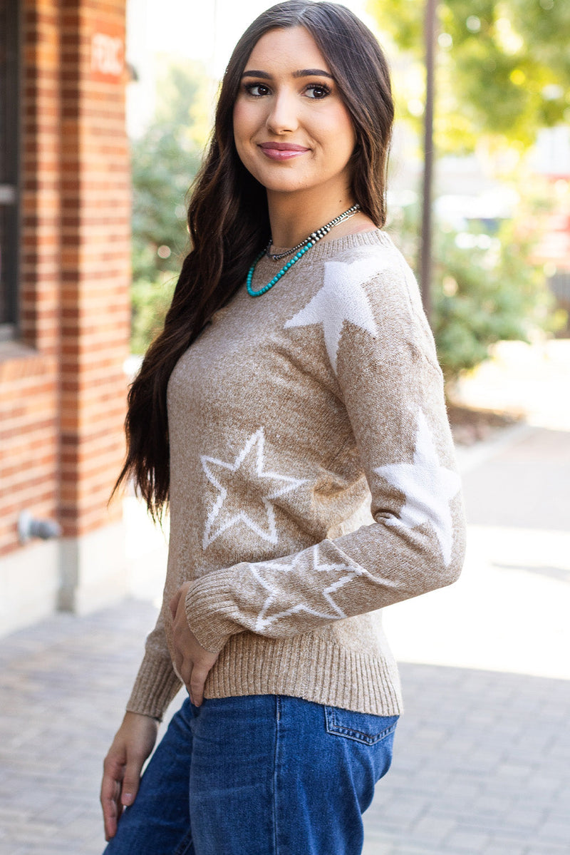 Pull au design réfléchi
