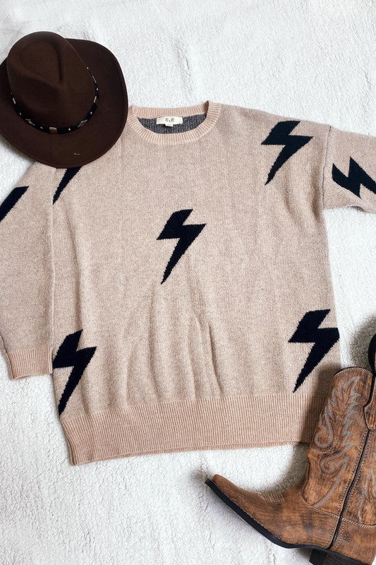Pull au design réfléchi