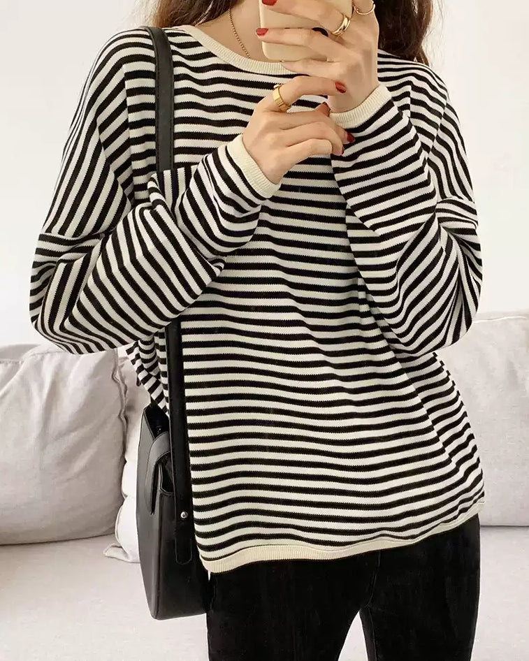 Pull au design réfléchi