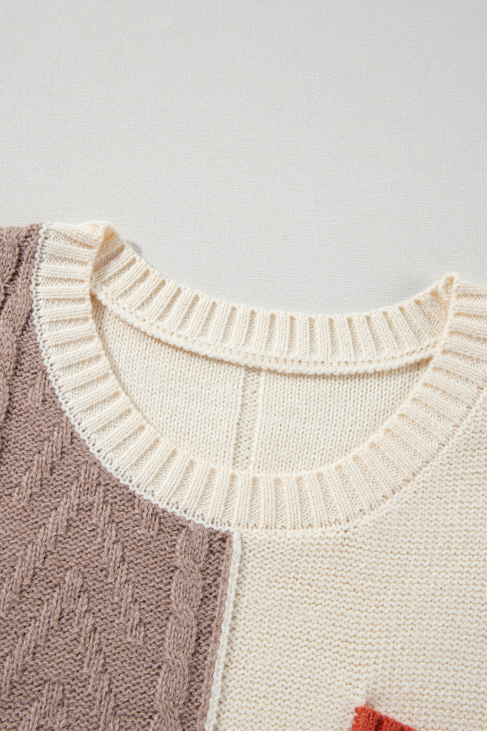 Pull au design gracieux