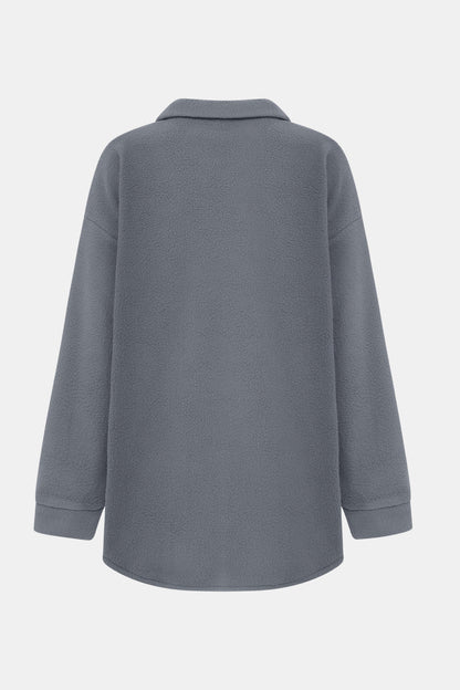 Veste au design réfléchi