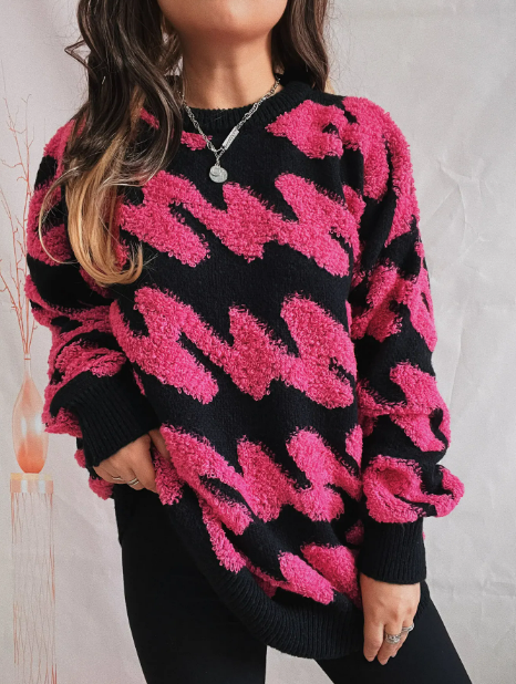 Pull au design réfléchi