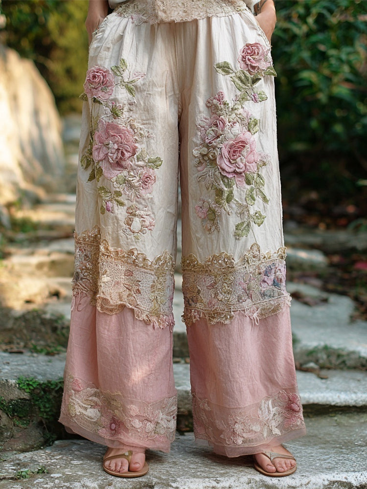 Pantalon au design réfléchi