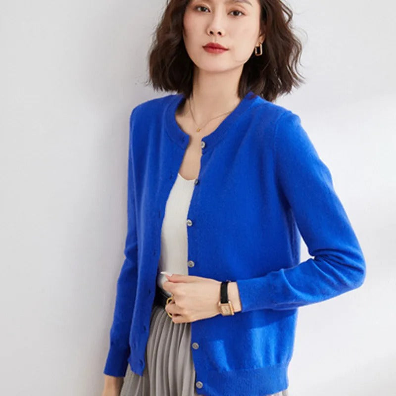 Pull au design réfléchi