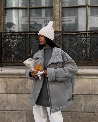 Veste au design réfléchi