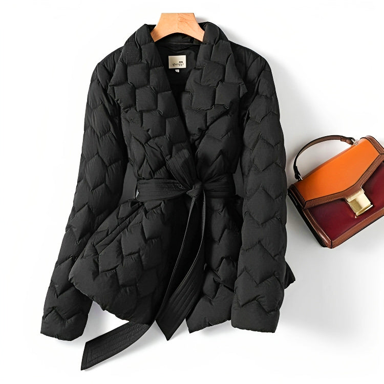 Veste au design réfléchi