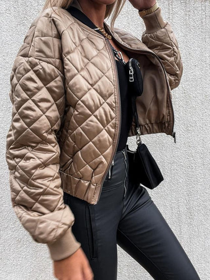 Veste au design réfléchi