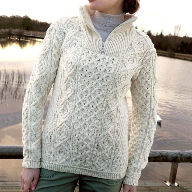 Pull au design réfléchi