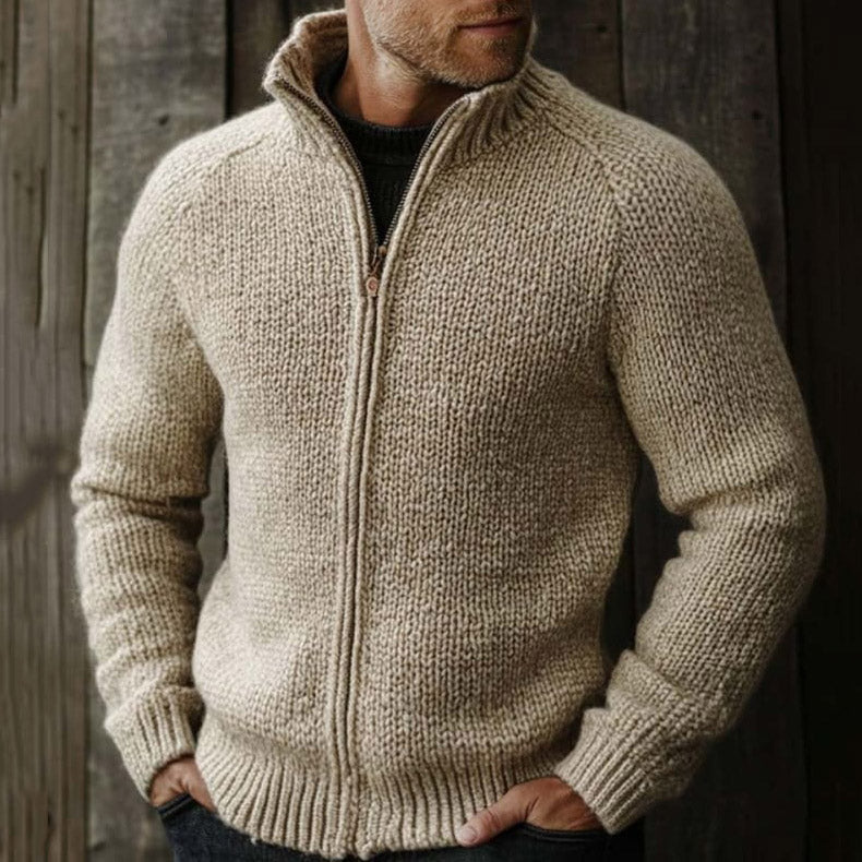 Pull au design réfléchi