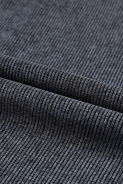 Pull au design réfléchi