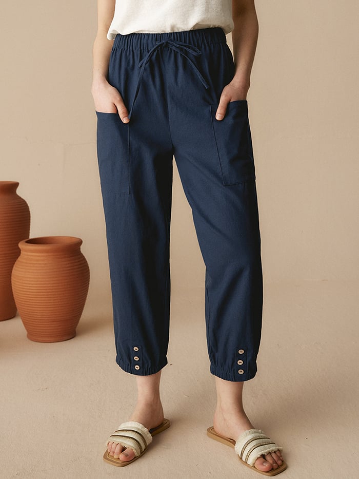 Pantalon au design réfléchi