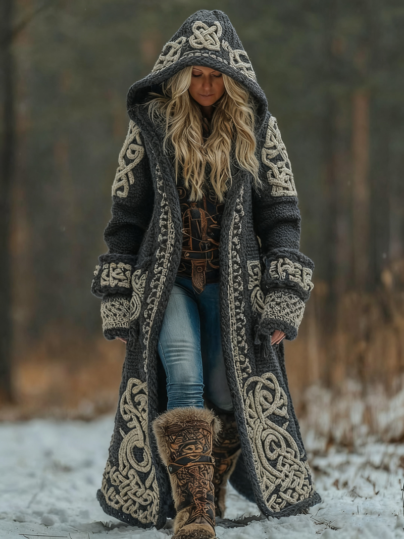 Long manteau mélange laine à capuche, motif de nœuds celtiques et appliqués tribaux