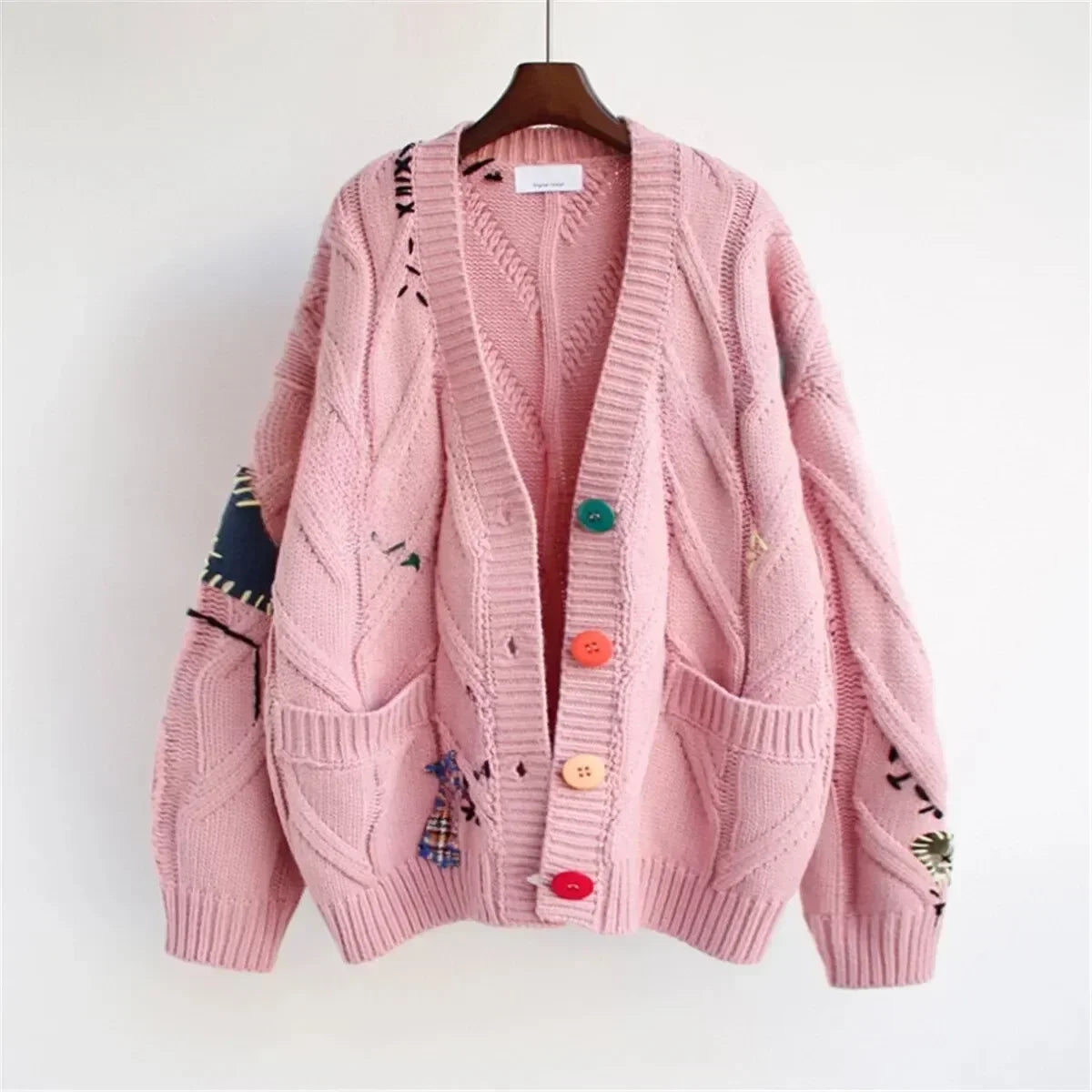 Pull au design réfléchi