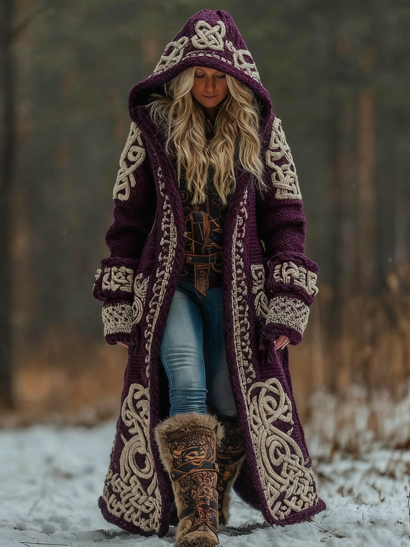 Long manteau mélange laine à capuche, motif de nœuds celtiques et appliqués tribaux