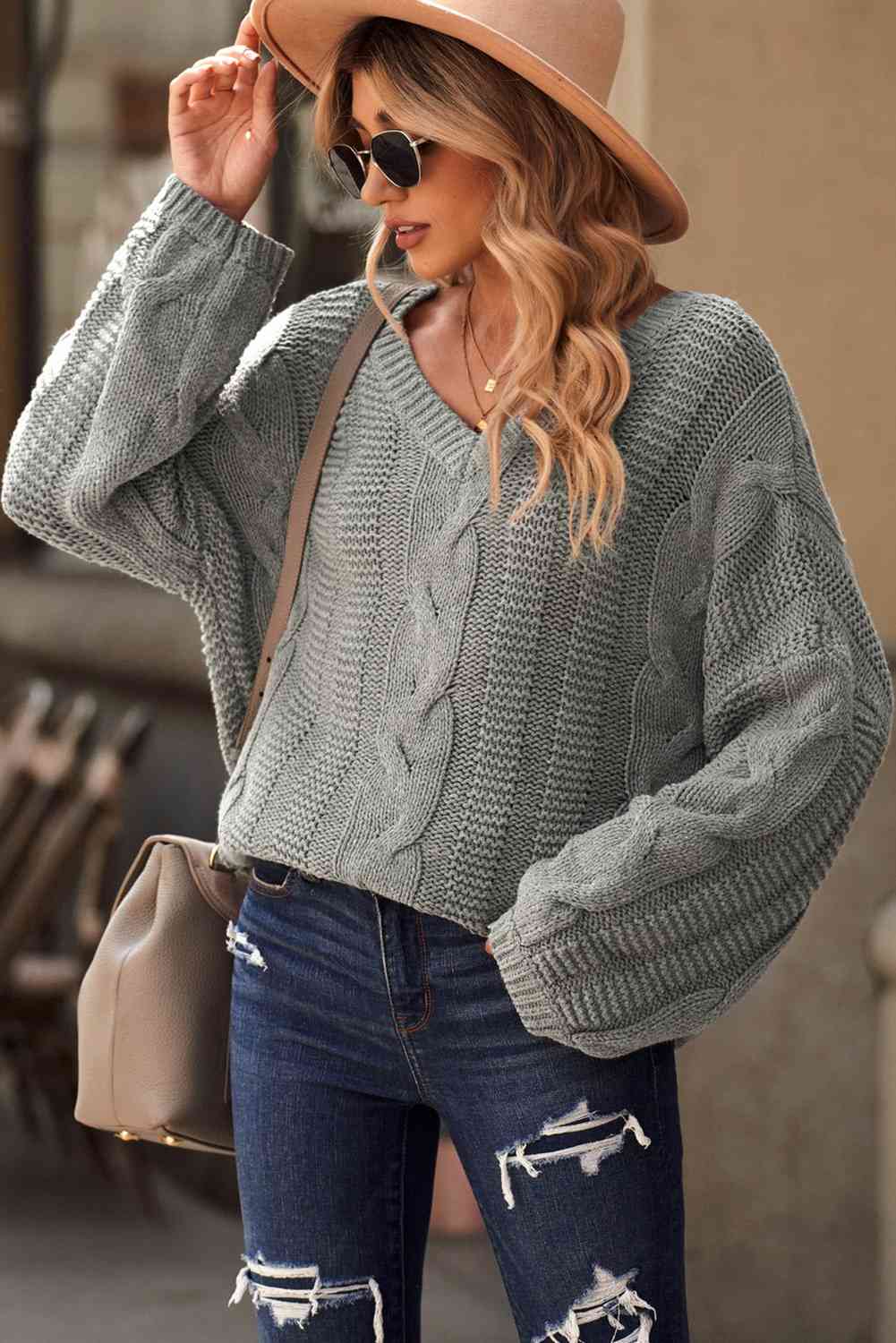 Pull au design réfléchi