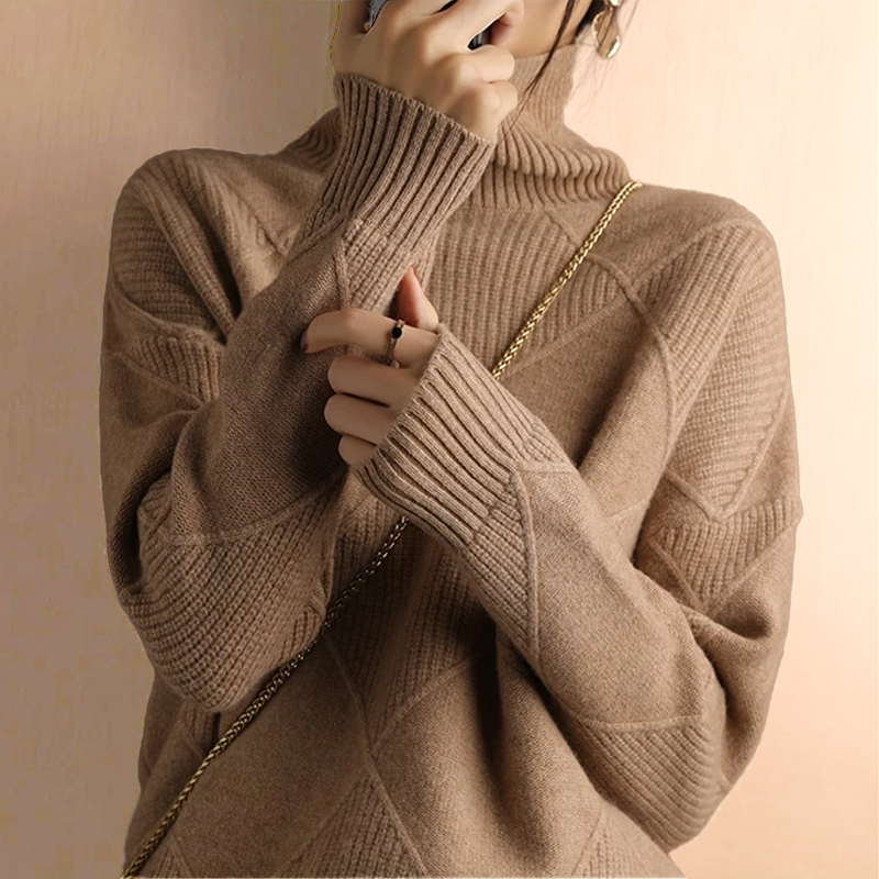 Pull au design réfléchi