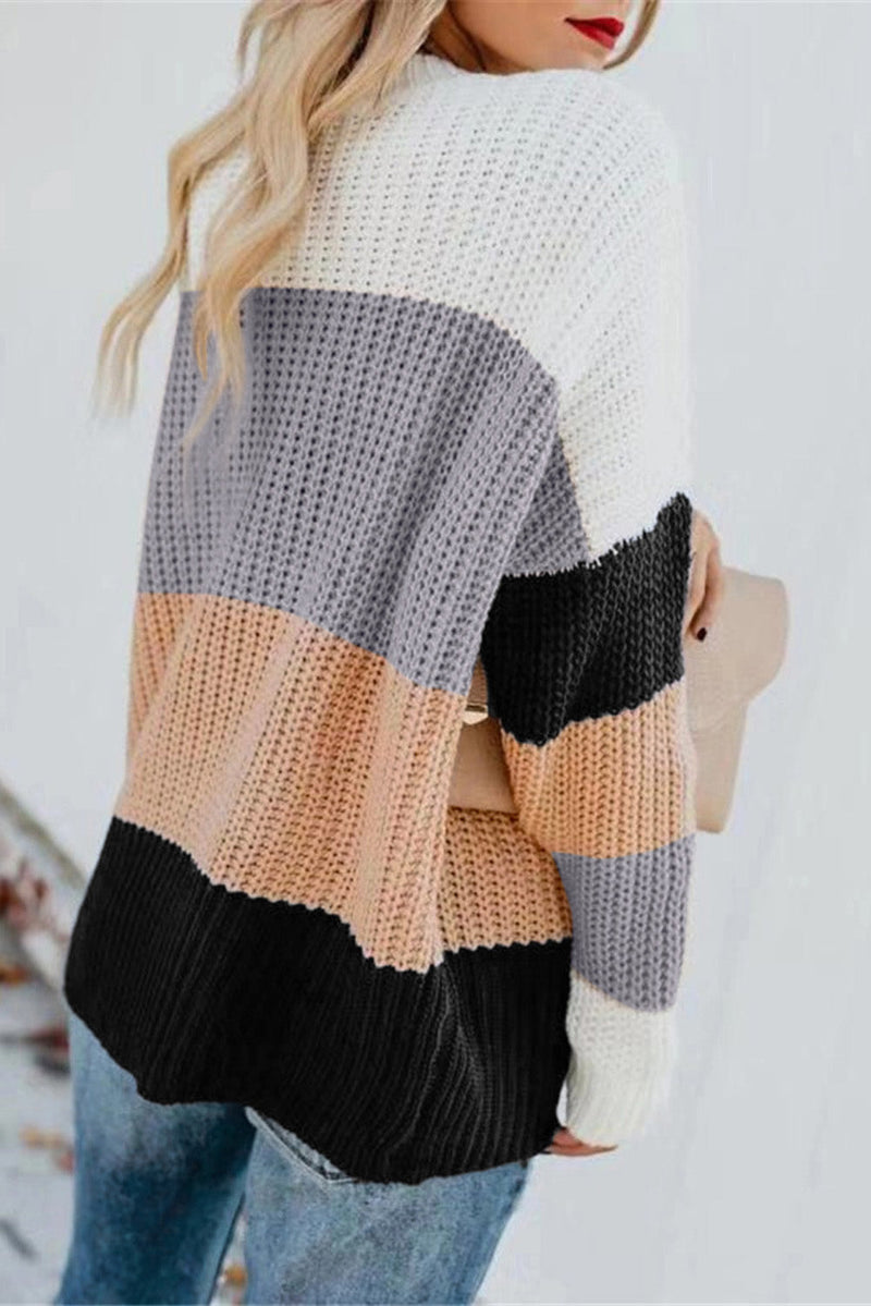 Pull au design réfléchi