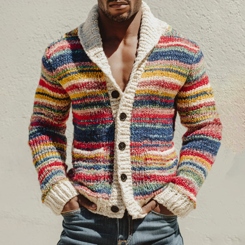 Pull au design réfléchi