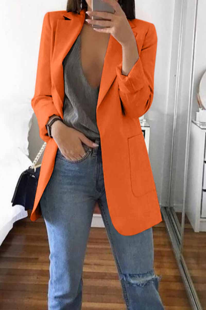 Robe au design réfléchi