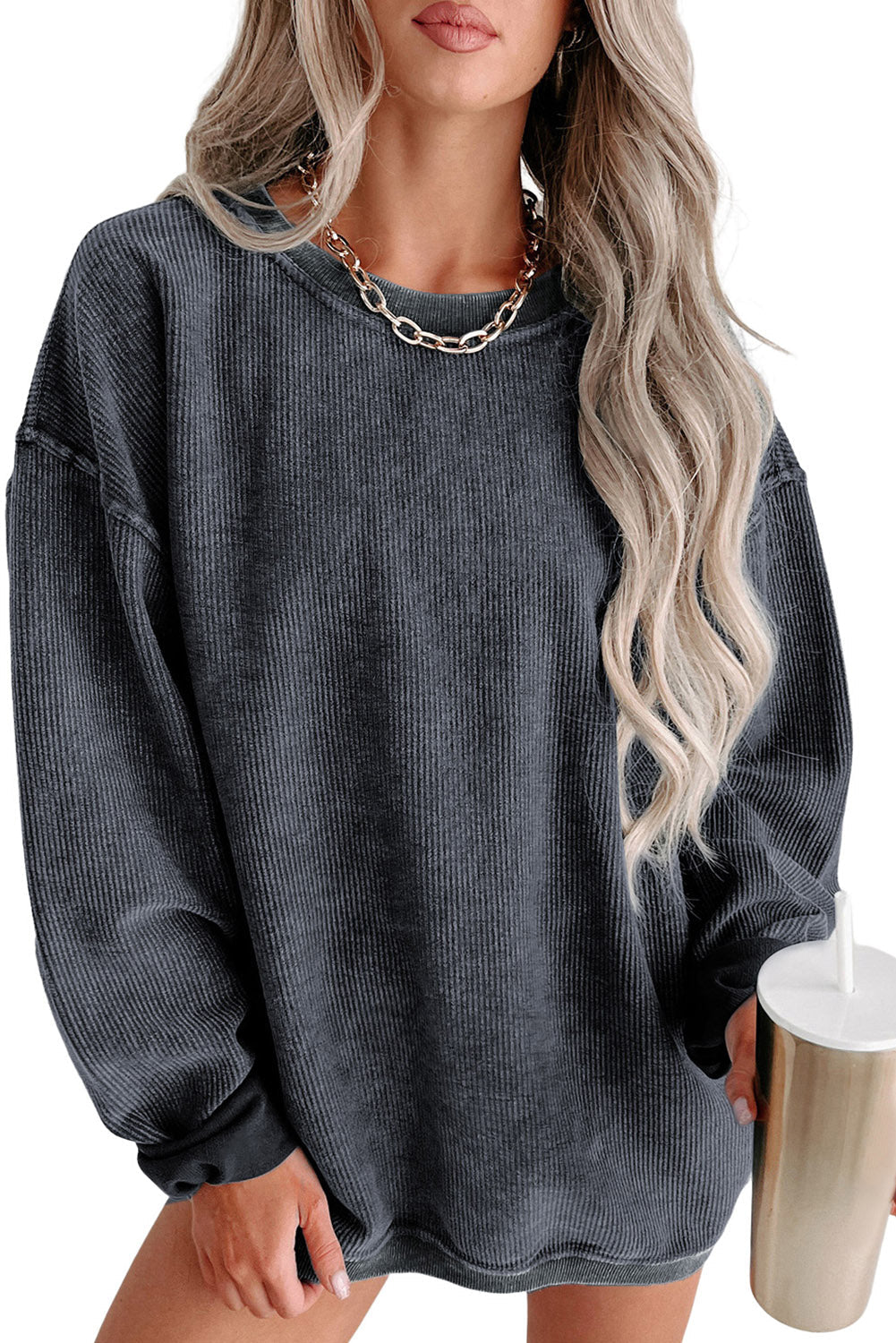 Pull au design réfléchi
