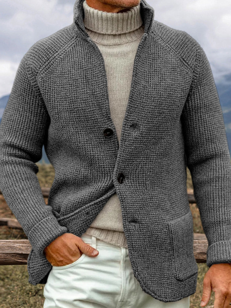Cardigan au design classique