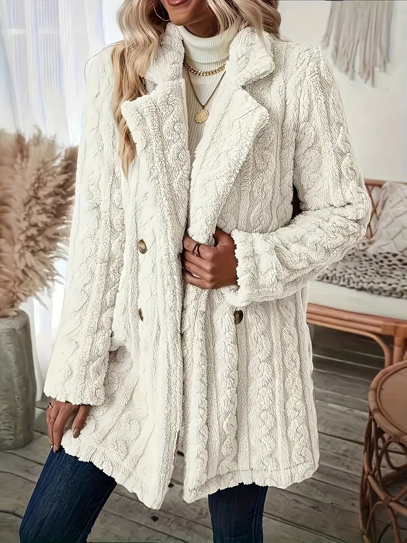 Manteau magnifiquement confectionné