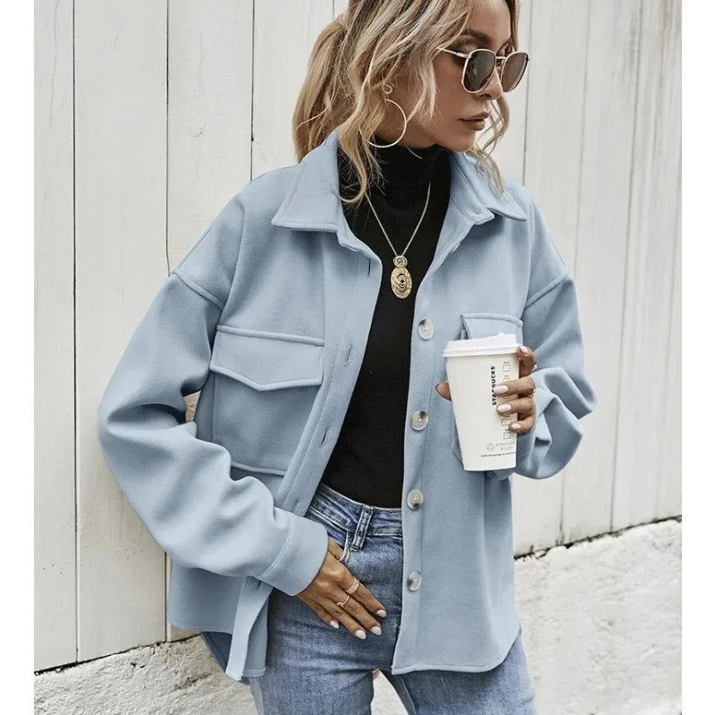 Manteau au design réfléchi