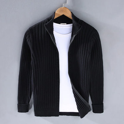EP | Pull-over en tricot avec col montant 2024