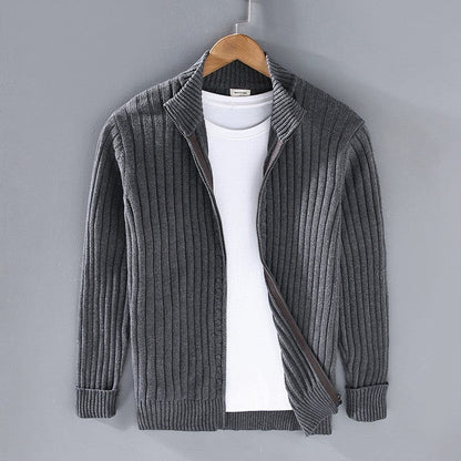 EP | Pull-over en tricot avec col montant 2024
