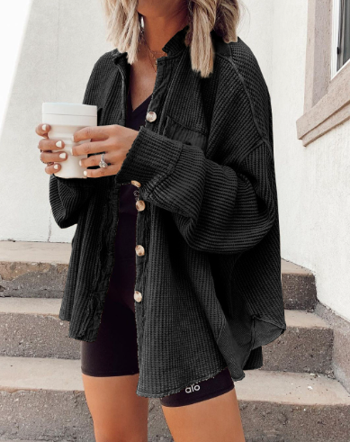 EP | Manteau tendance avec boutons : combine confort et style moderne