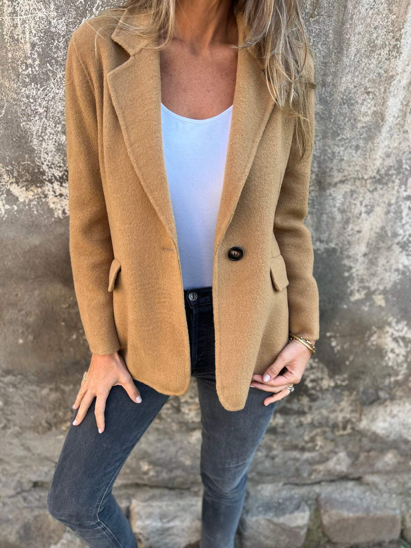 EP | Blazer classique à boutons pour femmes