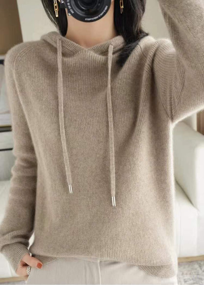 Pull au design réfléchi