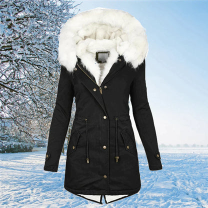 EP | La nouvelle veste parka oversized avec capuche et doublure en fourrure