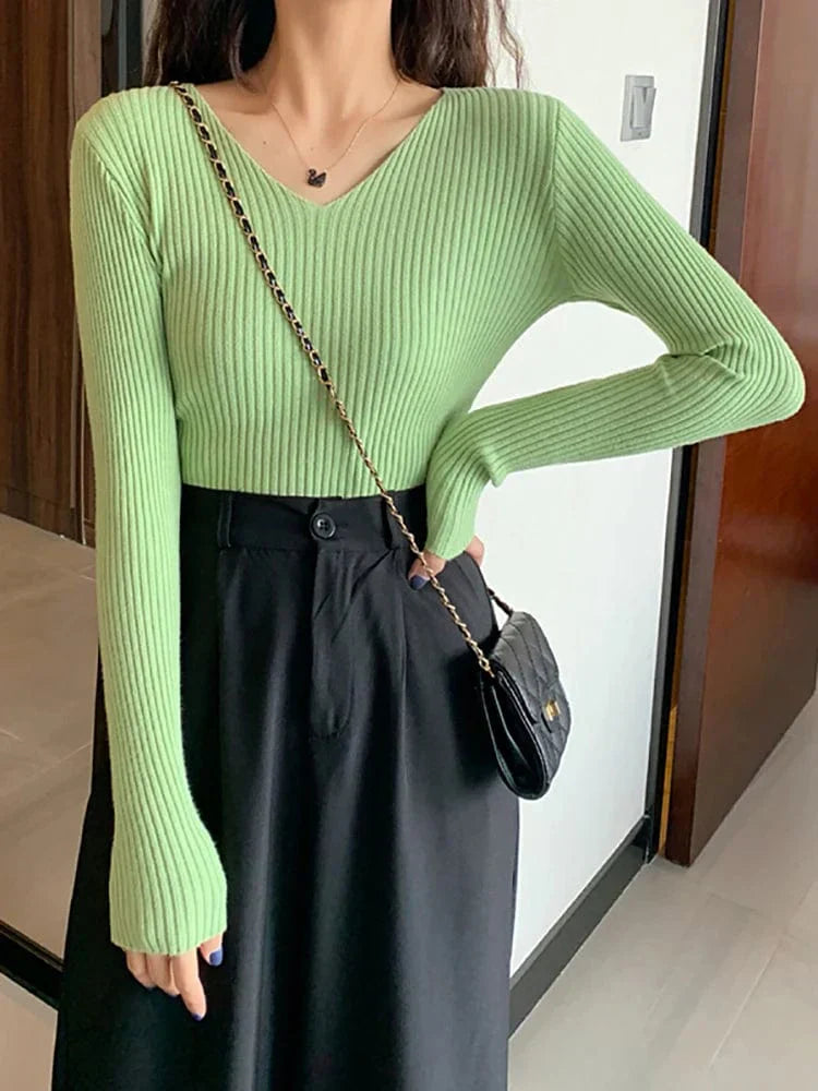 EP | Basic Pull en tricot col V