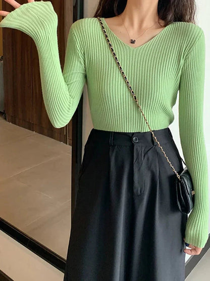 EP | Basic Pull en tricot col V