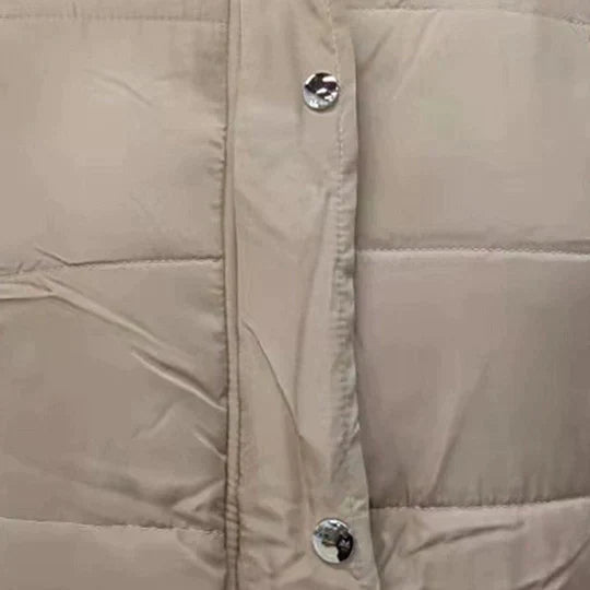 Veste au design réfléchi